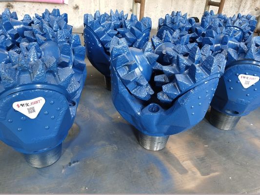 Gemalen de Rolbeetjes 637 Harde Vorming 444.4mm Iadc 127 van de Tand Tricone Rots
