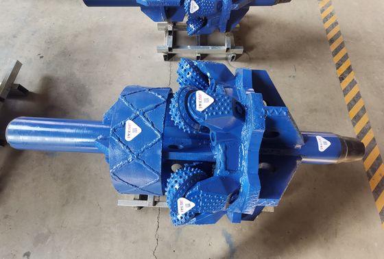 800 mm HDD Hole Opener Rock Reamer Voor Trenchless Drilling Met 12 inch Roller Bit