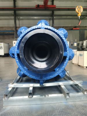 Hoogwaardige 35 inch 900mm HDD Hole Opener en Hard Rock Reamer voor horizontaal boren