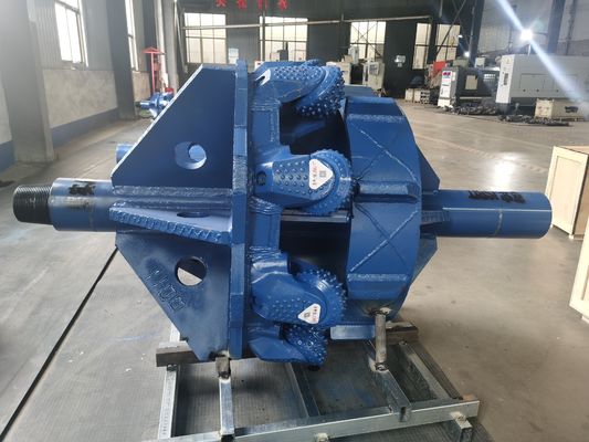 43 inch 1100mm HDD Rock Reamer met 12 inch Roller Bit