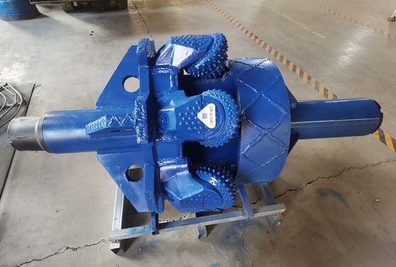 700 mm HDD gatopener en harde rots reamer voor horizontaal boren met 12 inch roller bit
