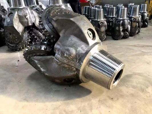 20 inch IADC537 Tricone Drill Rock Bit voor verticaal mijnboren