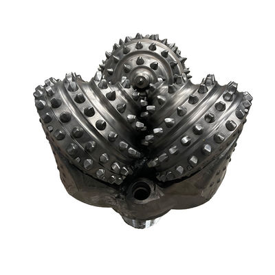 100% nieuw van goede kwaliteit IADC537 444,5 mm Tricone Roller Cone Bit